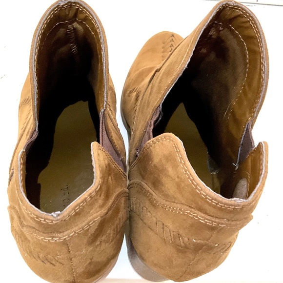 INDIGO RD CHESTNUT FAUX SUEDE WESTERN COWGIRL SLIP ON ANKLE BOOT SZ 8.5M - Picture 8 of 12